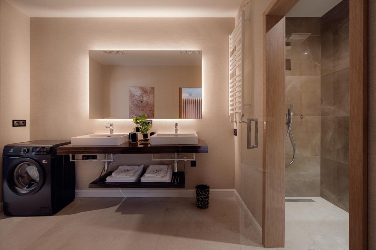 One Luxury Apartments Жешов Екстериор снимка